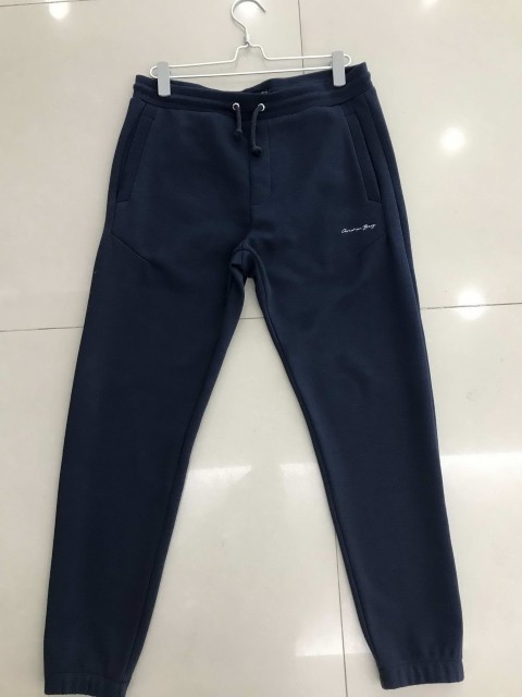 Bottom (11)