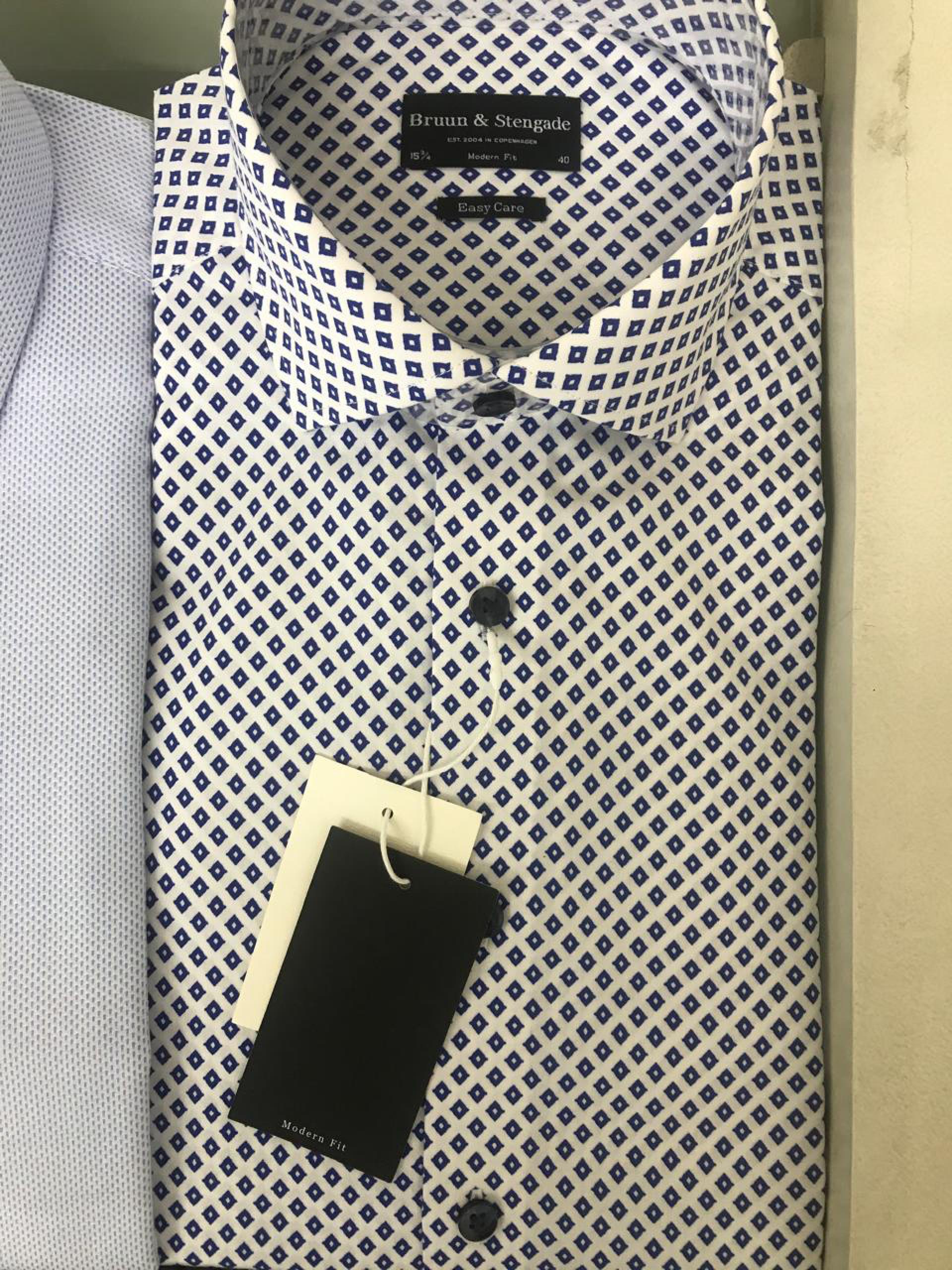 Men's Dress Shirts (4)