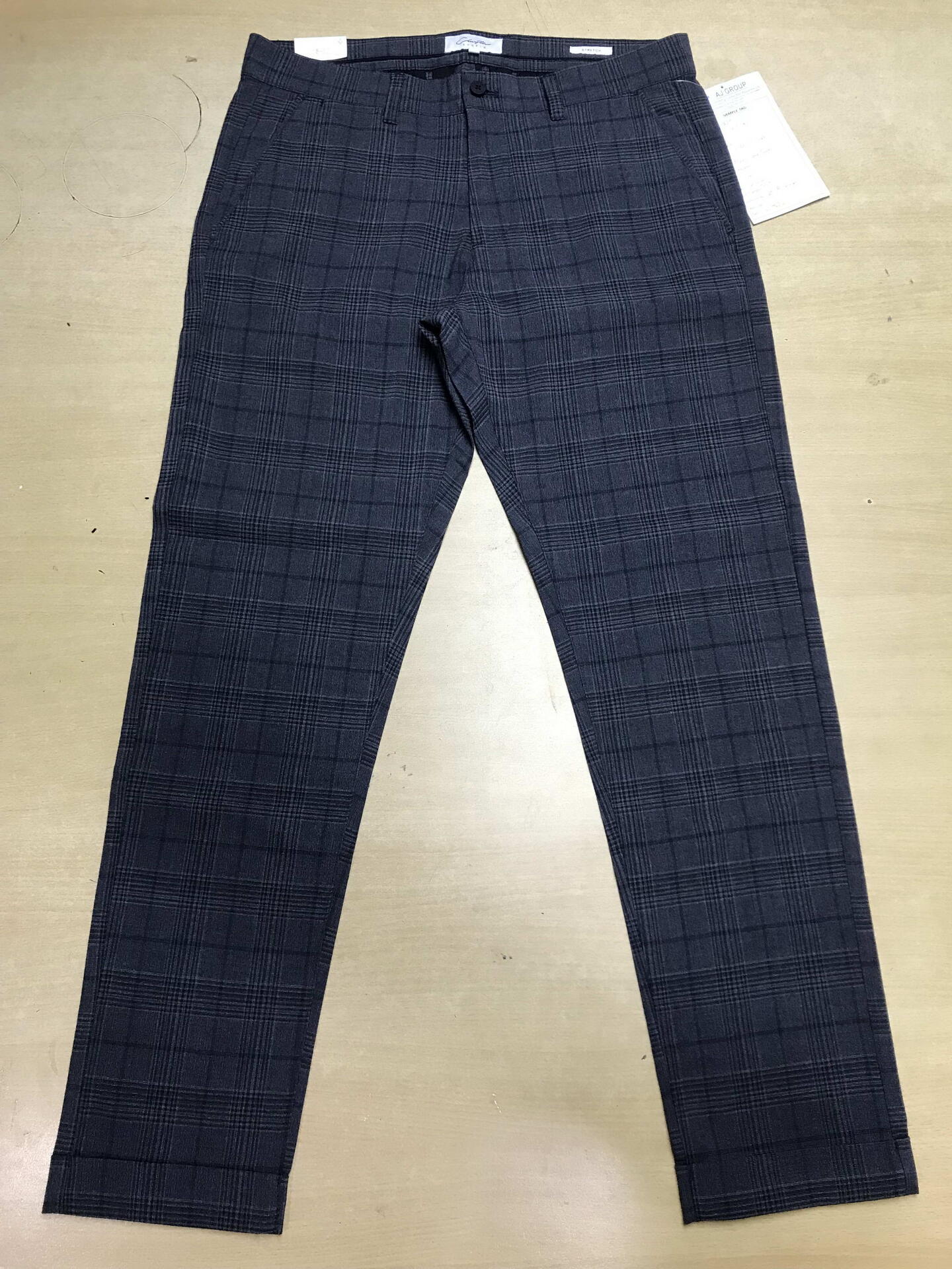 Golf & Chino Pants (9)
