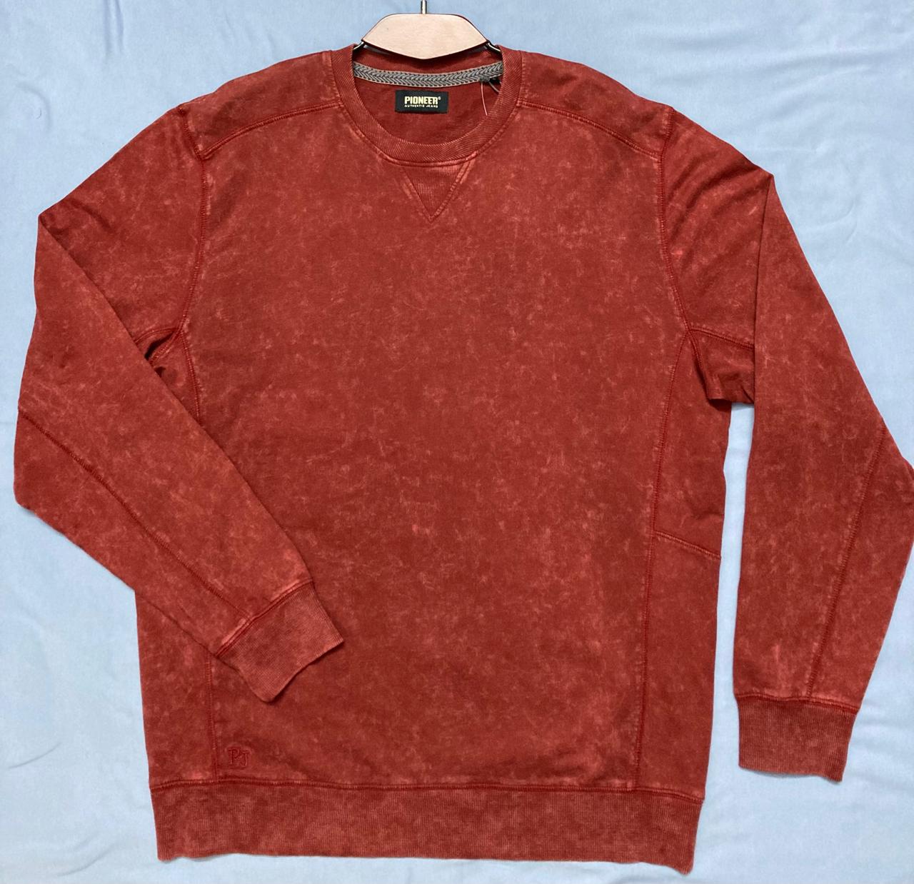 Classic Sweatshirt (11)